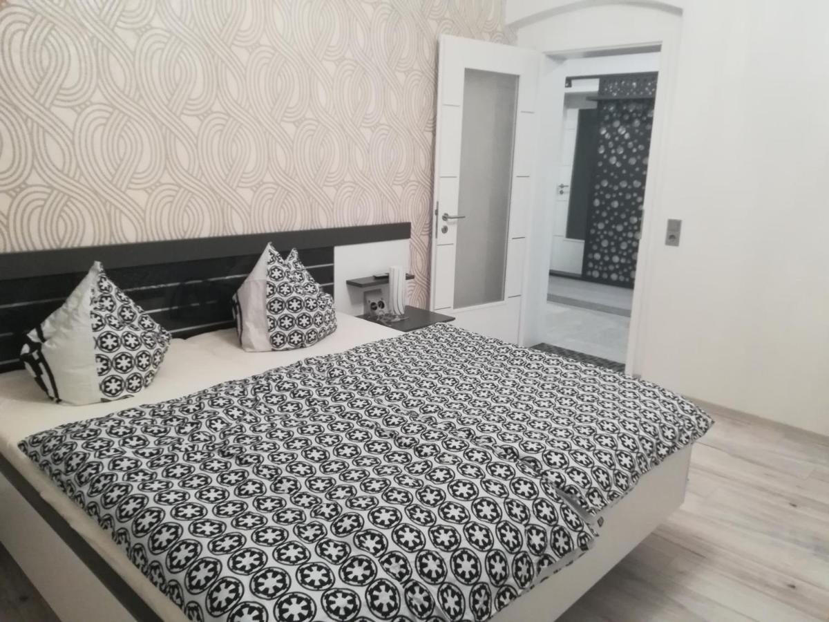 Hochwertige Ferienwohnung/Zentrumsnahe Lage! Reichenbach im Vogtland Eksteriør bilde